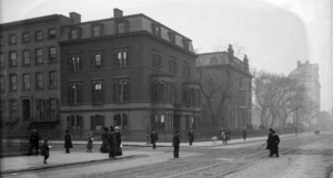 William Evarts’ Mansion on the northwest corner of 14th Street and Second Avenue. Collection of the New-York Historical Society, Robert L. Bracklow Photograph Collection, 66000-1418