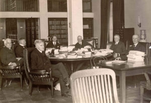 Court of Appeals Judges in Session in 1922 and 2002